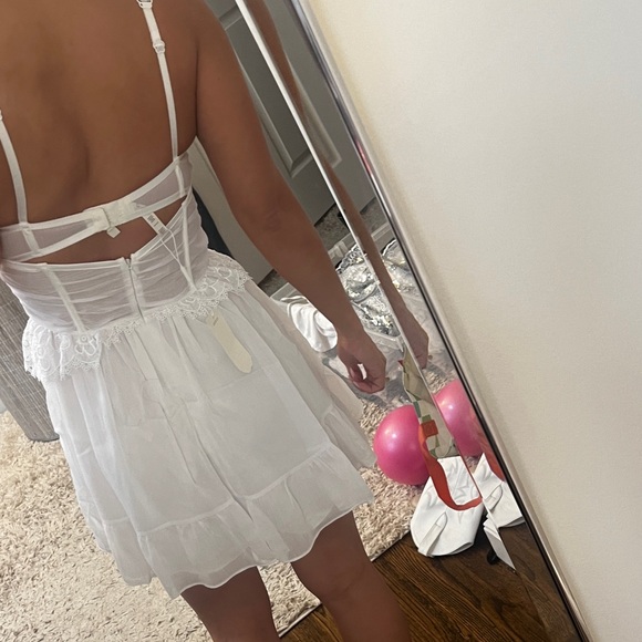 Farmhouse floral slip - Picture 4 of 4